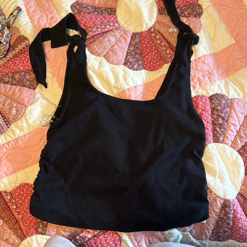 Cropped tank top with tie straps